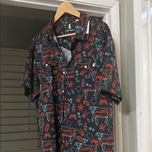 Men's Black and Red Graphic Button Down Shirt